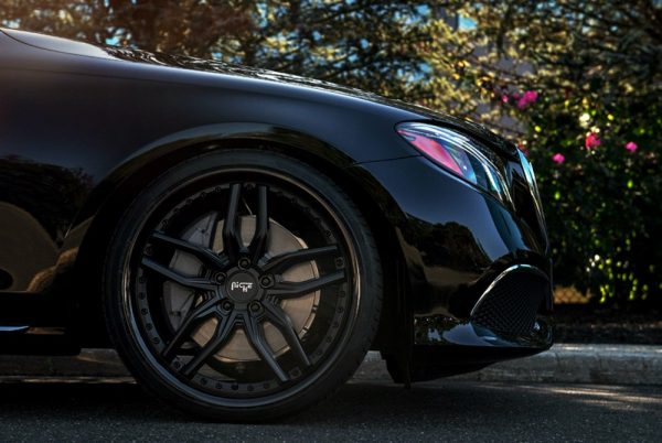 NICHE ROAD WHEELS - M194 Methos Matte Black / Gloss Black Lip